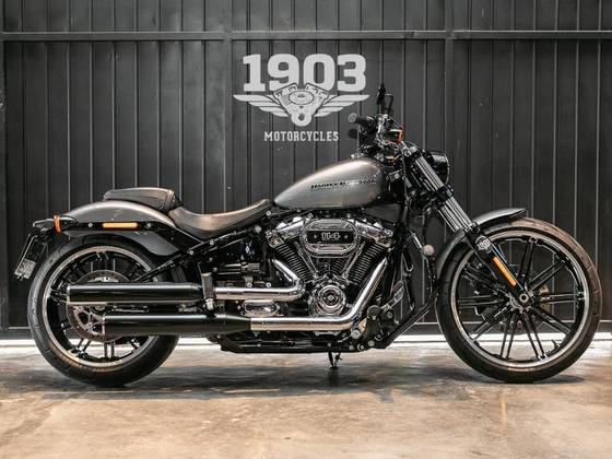 HARLEY-DAVIDSON SOFTAIL BREAKOUT 114 